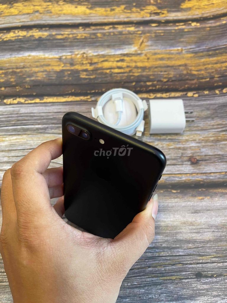 7 Plus 128 QTế Màn Zin Main Zin Vỏ Zin Pin Mới 94%. Mua bán Điện thoại tại Quận 1 Tp Hồ Chí Minh được đăng bởi Hủ Vàng Tài Lộc hình 3