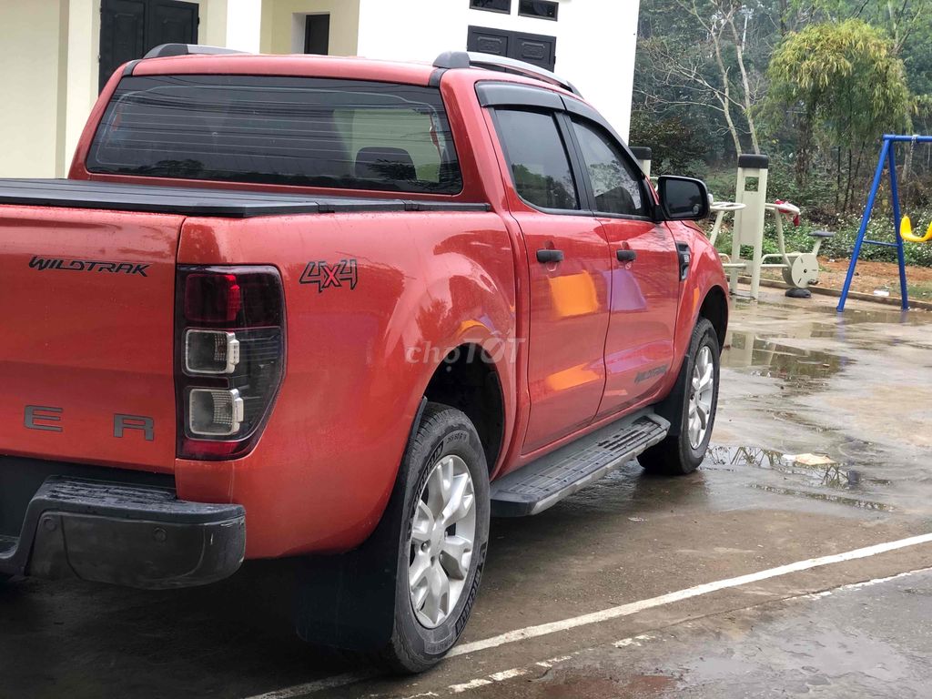 Ford Ranger 2015 Wildtrak 3.2 4x4 AT - 15000 km