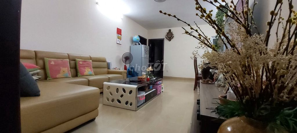 Аренда · 2 комн. · 98 м² · Quận 8, ул. Tạ Quang Bửu