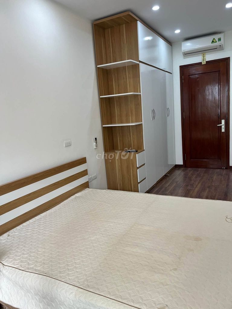 Полностью меблированный CCMN в аренду, парковка, озеро Дак Ди, 5,5 т