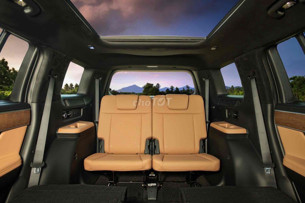 Santa Fe 2025- Km 99% Thuế TB. Mua bán Ô tô tại Thành phố Bảo Lộc Lâm Đồng được đăng bởi Đạt Hyundai Bến Tre hình 7