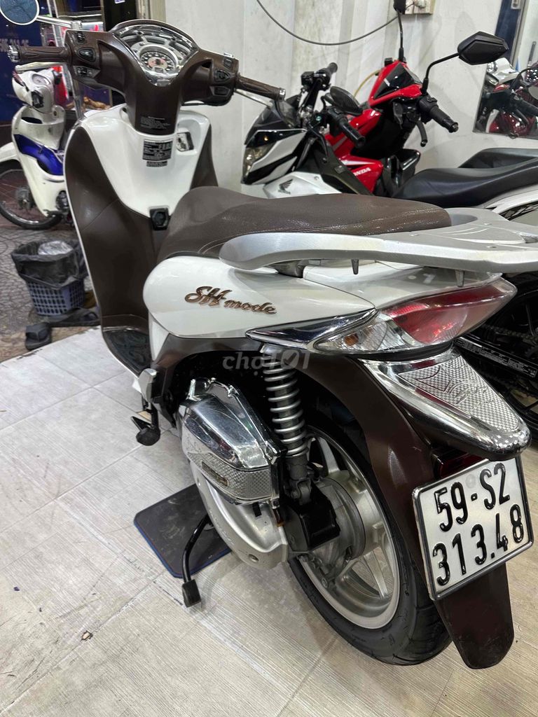 SH mode 2015 xe đẹp.BSTP 1 đời chủ công chứng. Mua bán Xe máy tại Quận Bình Thạnh Tp Hồ Chí Minh được đăng bởi Lê Nhân hình 3