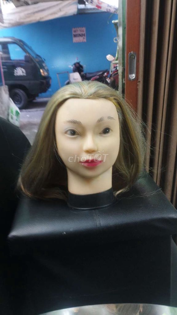 Đầu canh để học cắt tóc nam nữ 100k. Mua bán Đồ chuyên dụng, Giống nuôi trồng tại Quận 4 Tp Hồ Chí Minh được đăng bởi buy and sell  hình 1