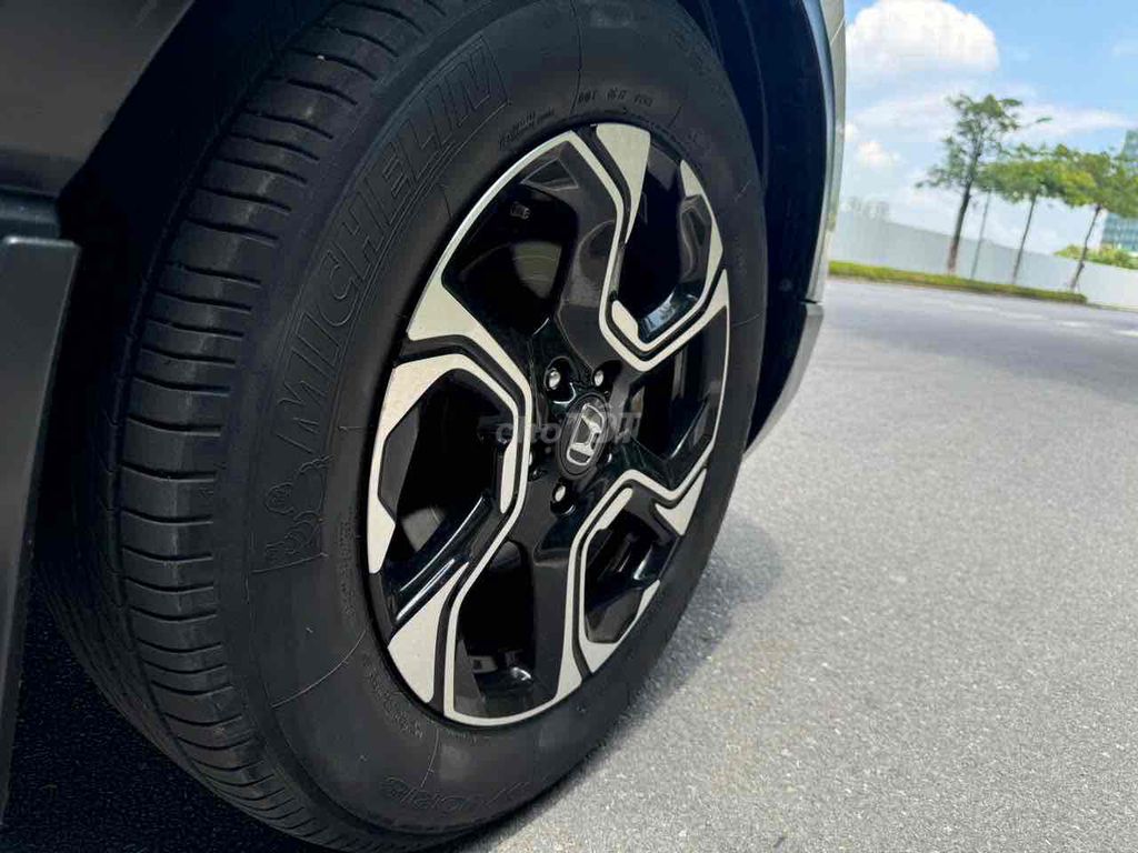 Honda CR V 2019 1.5G - 80000 km. Mua bán Ô tô tại Quận Cầu Giấy Hà Nội được đăng bởi MR tuyền hình 6