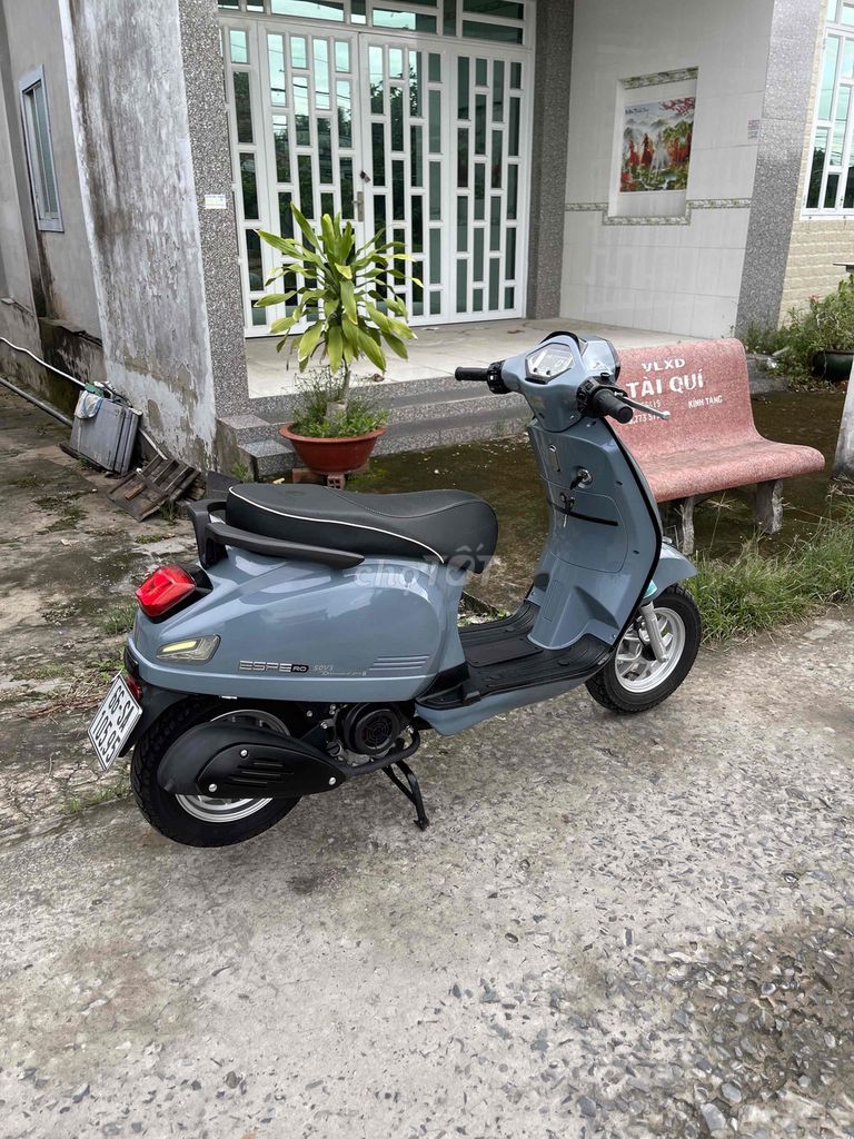 Cần Bán Xe Vespa 50 chạy 2 ngàn km như xe mới. Mua bán Xe máy tại Huyện Lai Vung Đồng Tháp được đăng bởi Trương Hữu Phát hình 5
