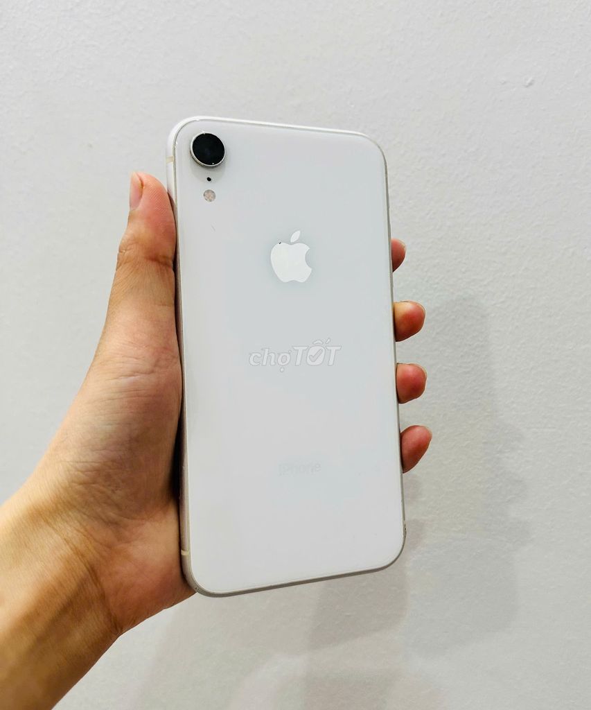 Apple iPhone XR 128GB Trắng. Mua bán Điện thoại tại Quận Thanh Xuân Hà Nội được đăng bởi yến linh hình 1