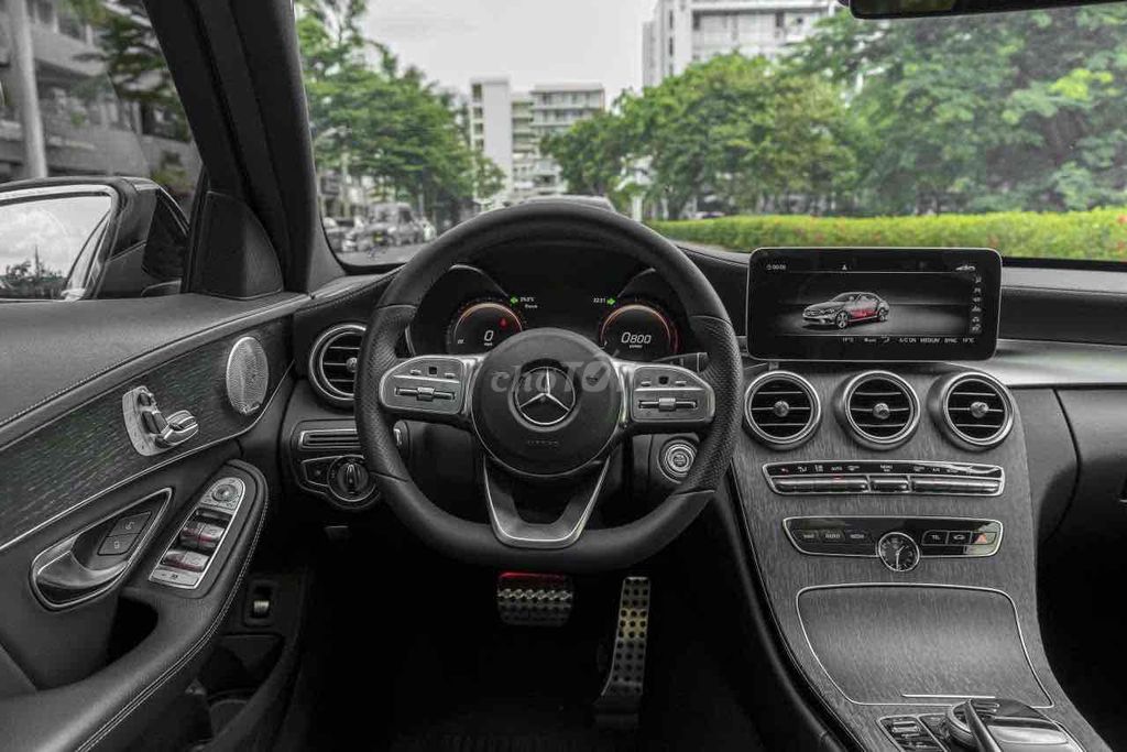 C300_AMG facelift model 2020 màu đen siêu ngầu. Mua bán Ô tô tại Quận 7 Tp Hồ Chí Minh được đăng bởi Dương Phương hình 9