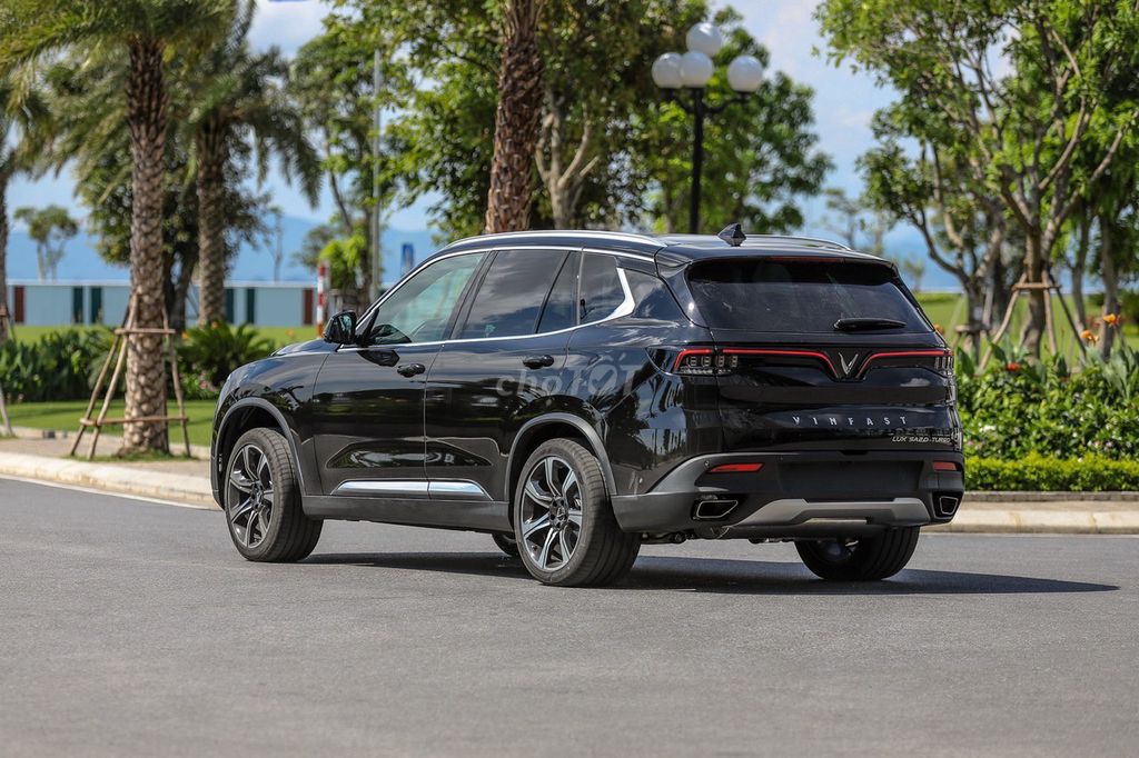 Vinfast Lux SA2.0 2022 Premium 56.000km Đen. Mua bán Ô tô tại Quận Ba Đình Hà Nội được đăng bởi Dung hình 2