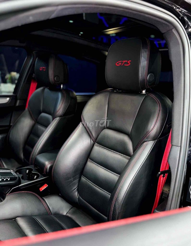 Porsche Macan GTS Model 2018 Máy 3.0 - 68000 km. Mua bán Ô tô tại Quận 7 Tp Hồ Chí Minh được đăng bởi Lê Văn Út hình 7