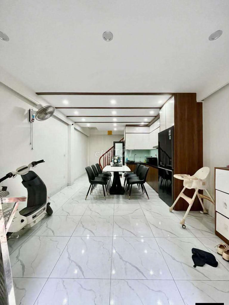 Nhà TT Cầu Giấy 30m2 x 5T dân xây, 2 mặt thoáng, nhỉnh 7 tỷ
