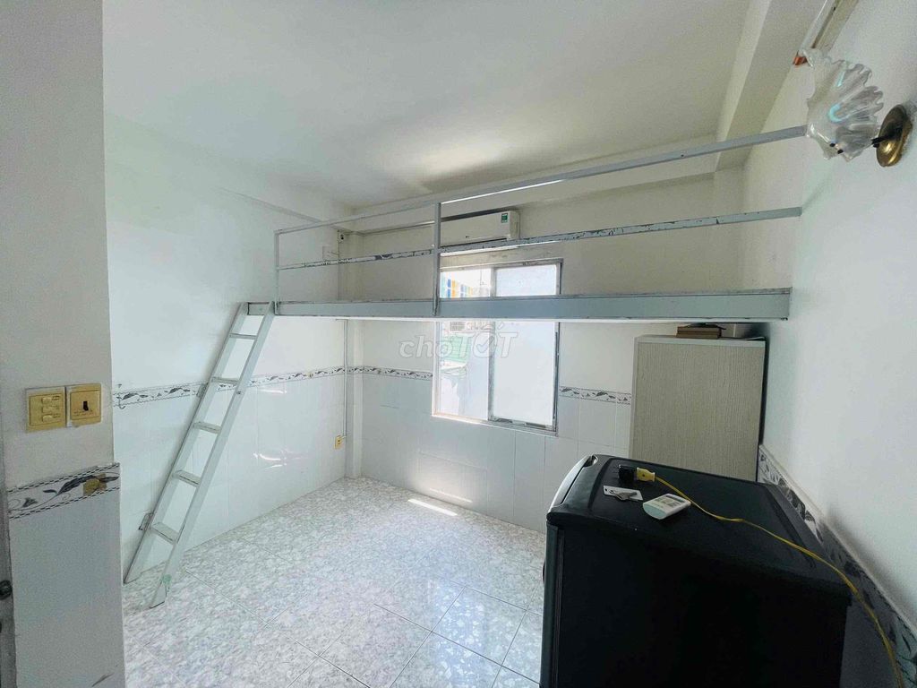 DUPLEX GIÁ RẺ - CỬA SỔ TRỜI SIÊU THOÁNG - FULL NỘI THẤT Ở PHÚ NHUẬN