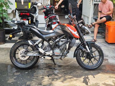 KTM duke 200 2019 cam đen, đẹp keng. Mua bán Xe máy tại Quận Cẩm Lệ Đà Nẵng được đăng bởi Lương Thanh