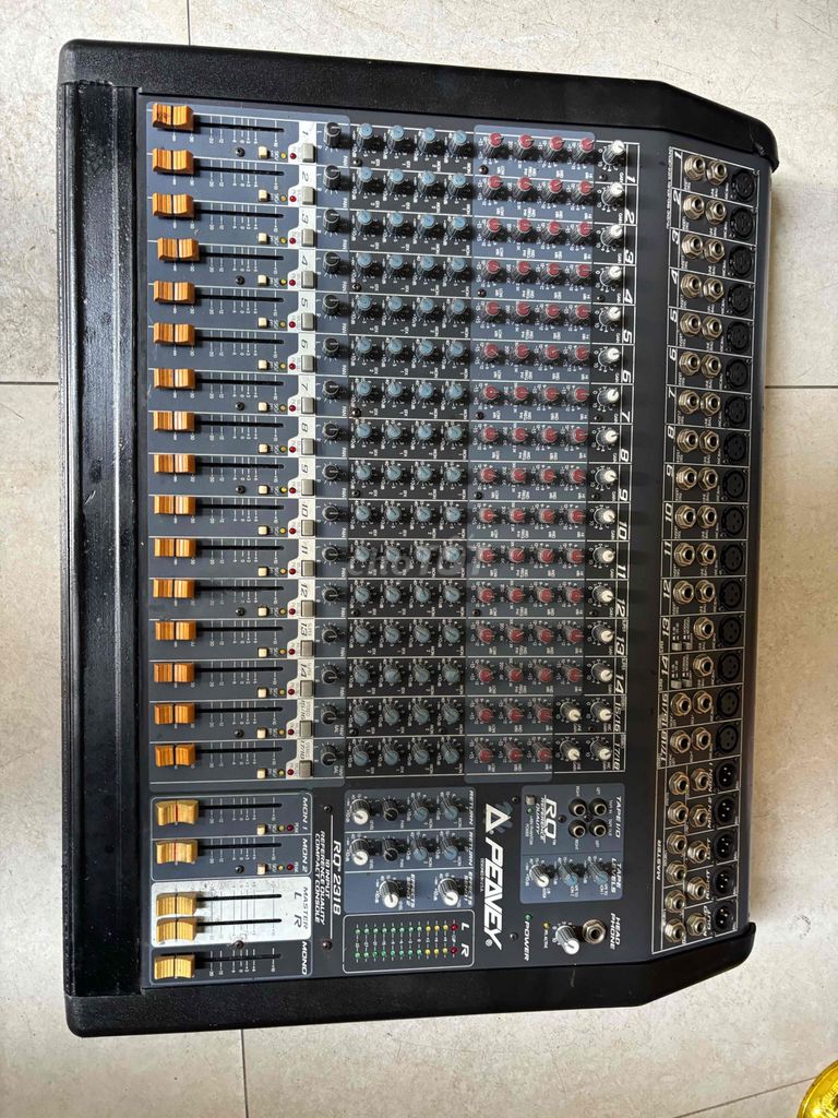 Bàn trộn âm thanh Peavey RQ 2318 Đen. Mua bán Tivi, Âm thanh tại Quận Ngũ Hành Sơn Đà Nẵng được đăng bởi Trà thanh Trí hình 1