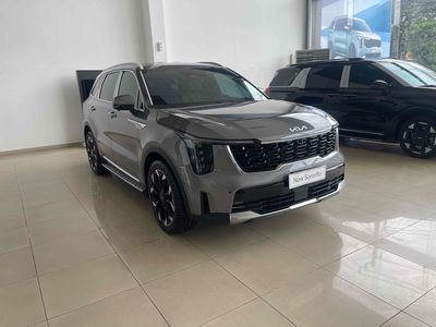 Kia Sorento Signature 7 chỗ Xám