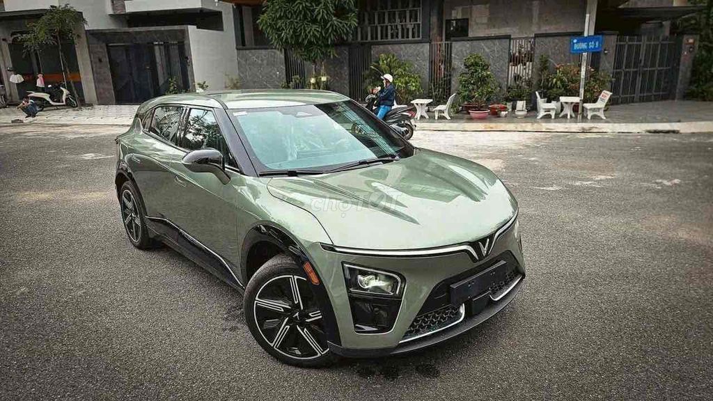 🔥VF7 xe mới 100%. Chỉ trả trước 76tr NHẬN XE NGAY. Mua bán Ô tô tại Quận Cái Răng Cần Thơ được đăng bởi Phạm Tuấn Anh hình 4