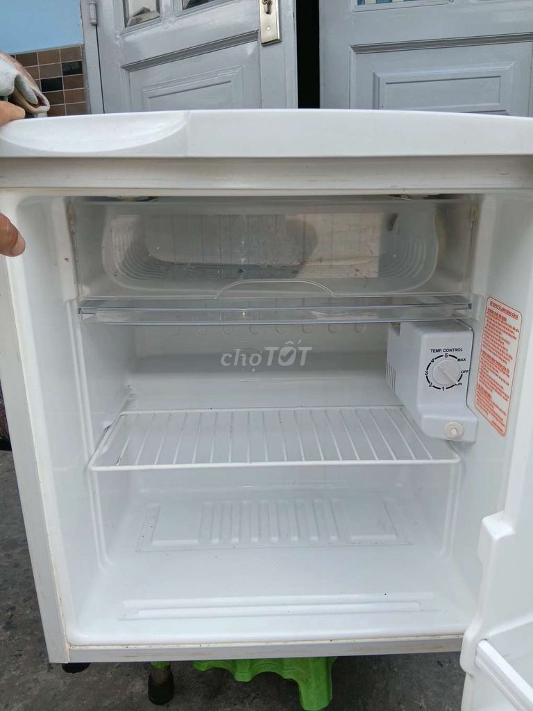 Tủ lạnh mini Sanyo 50L Trắng. Mua bán Tủ lạnh tại Quận Bình Tân Tp Hồ Chí Minh được đăng bởi A Hùng hình 1