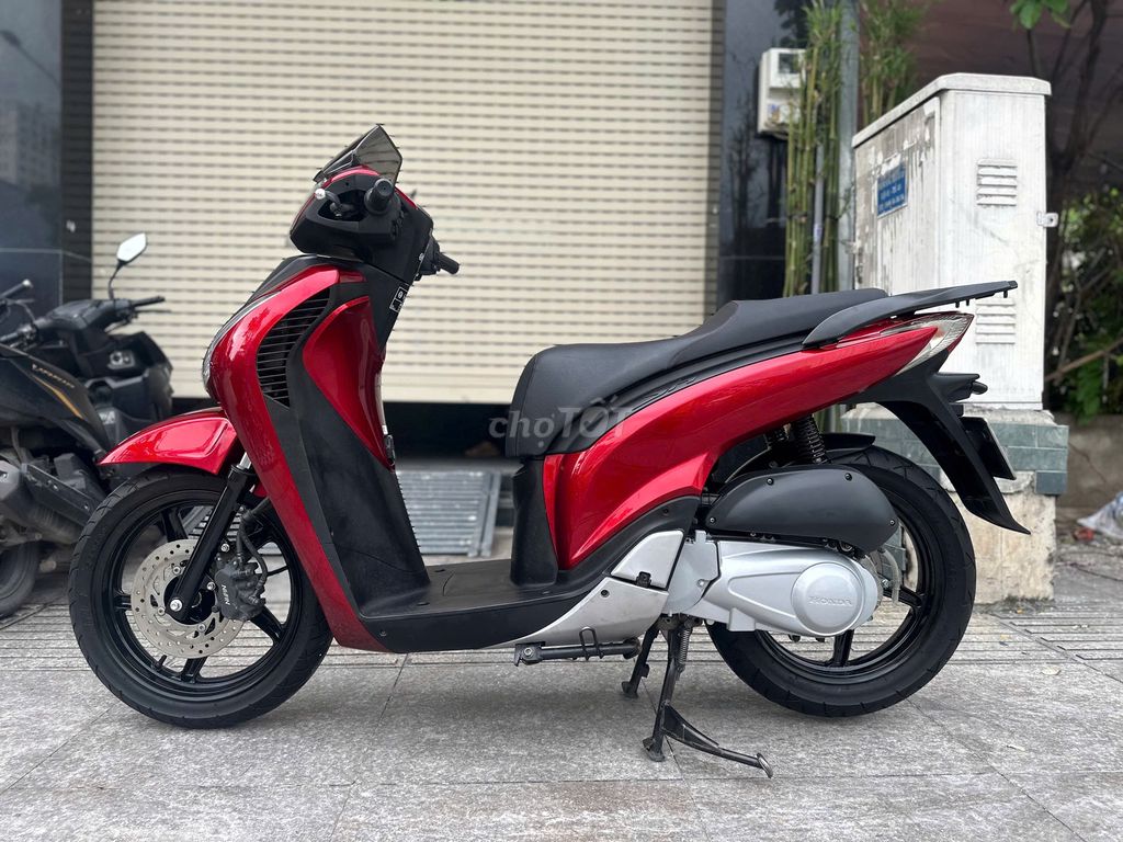 Honda SH 125i 2012 Sporty Đỏ. Mua bán Xe máy tại Huyện Bình Chánh Tp Hồ Chí Minh được đăng bởi VÕ MINH HẬU hình 3