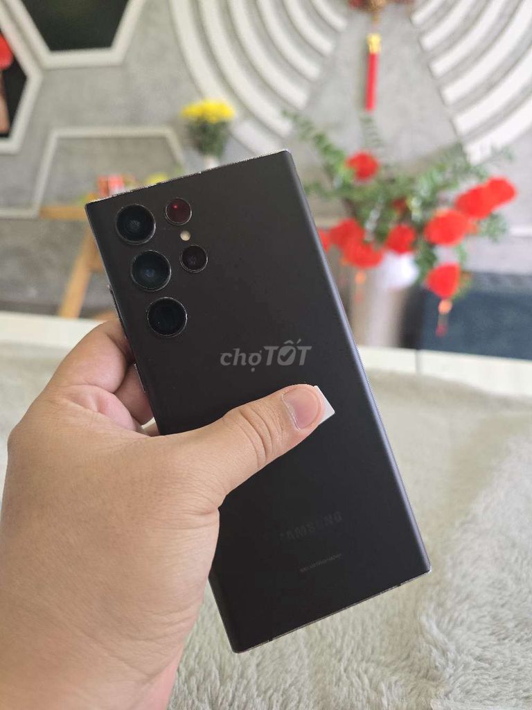 Samsung S22 Ultra Đen Đã sử dụng. Mua bán Điện thoại tại Thành phố Thủ Dầu Một Bình Dương được đăng bởi Lê Tuấn hình 1