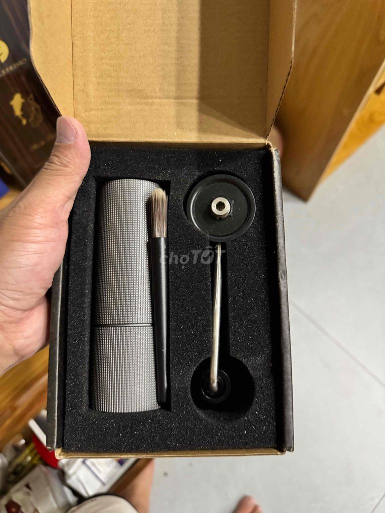 Cối xay cà phê C2 Xám. Mua bán Dụng cụ nhà bếp tại Thành phố Buôn Ma Thuột Đắk Lắk được đăng bởi Huy Cường hình 1