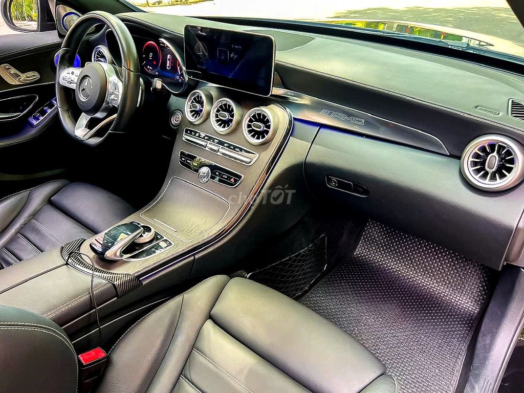 Mercedes Benz C300 AMG 2019 Full Option. Mua bán Ô tô tại Quận 7 Tp Hồ Chí Minh được đăng bởi JENNIE hình 13