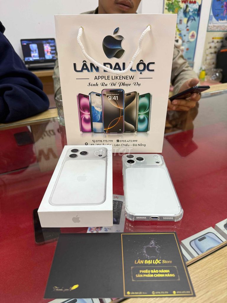 Apple iPhone 17 Pro Max Trắng. Mua bán Điện thoại tại Quận Liên Chiểu Đà Nẵng được đăng bởi Lân Đại Lộc Store  hình 1