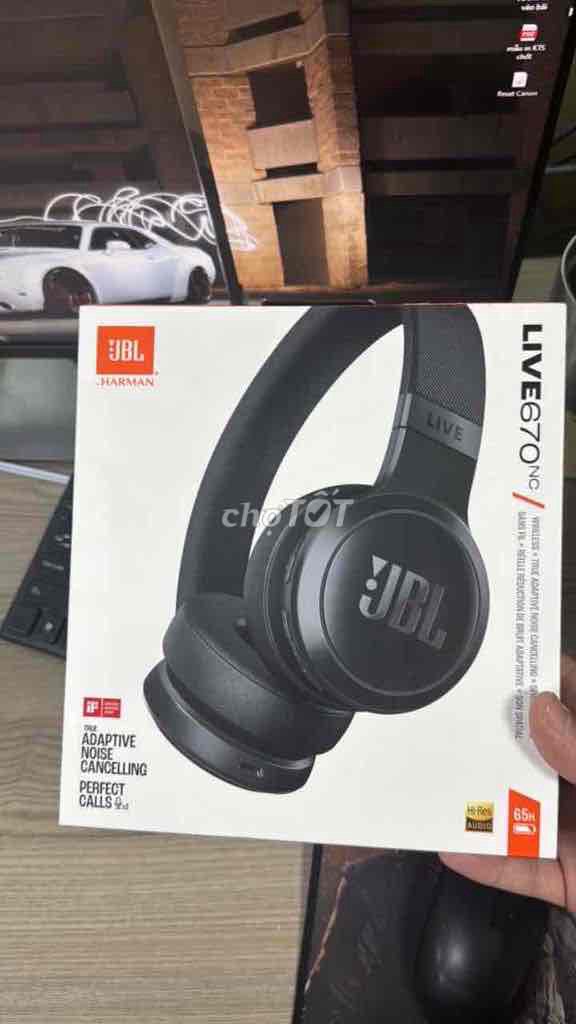 Tai nghe JBL Live 670NC Đen Mới 99%. Mua bán Tivi, Âm thanh tại Quận 12 Tp Hồ Chí Minh được đăng bởi Trần Mưa hình 1
