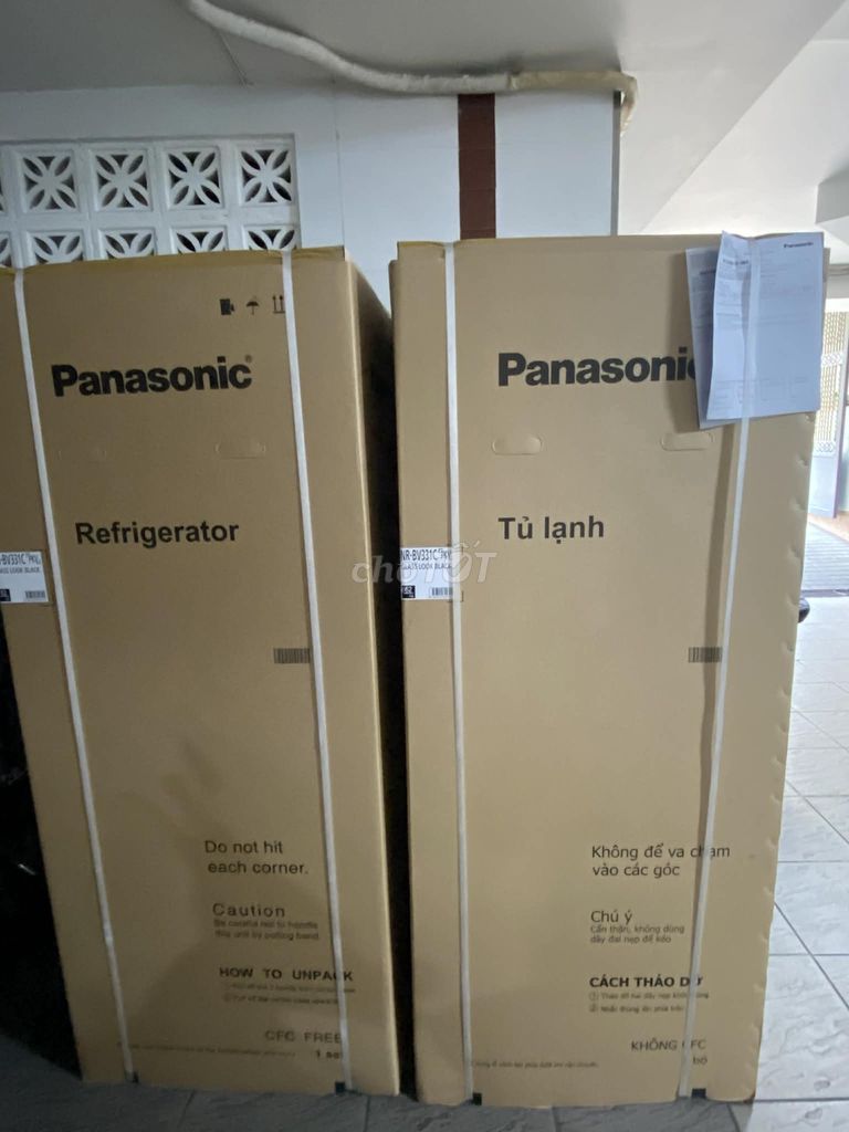 Tủ lạnh Panasonic NR-BV331CPKV 300L Mới. Mua bán Tủ lạnh tại Quận 4 Tp Hồ Chí Minh được đăng bởi Vinh Nguyen hình 1
