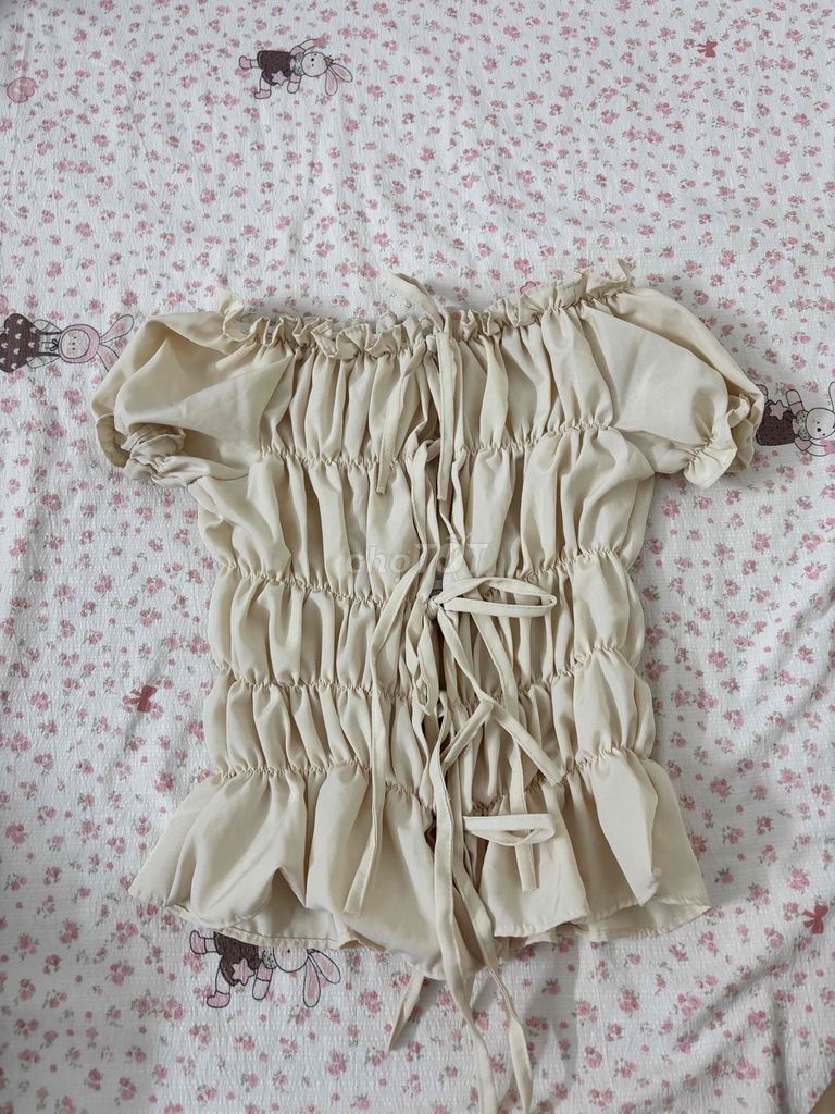 Áo kiểu trễ vai buộc dây nơ. Mua bán Quần áo tại Huyện Phúc Thọ Hà Nội được đăng bởi Thu Trang Nguyễn hình 1