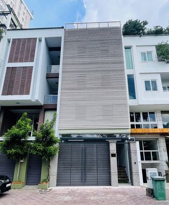 Аренда · 8 комн. · 110 м² · Quận Tân Bình, ул. Đường Nguyễn Quang Bích