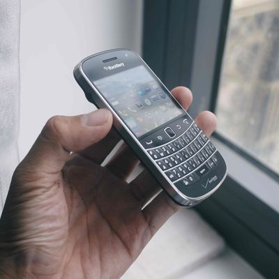 Blackberry Bold 9930 hàng siêu hiếm
