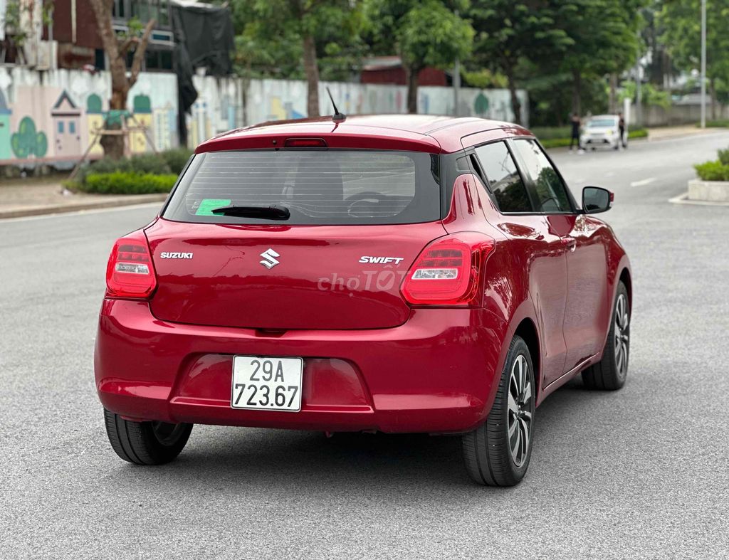 Suzuki Swift 2020 GLX 1.2 CVT. Mua bán Ô tô tại Quận Cầu Giấy Hà Nội được đăng bởi Đức Lợi Auto hình 8
