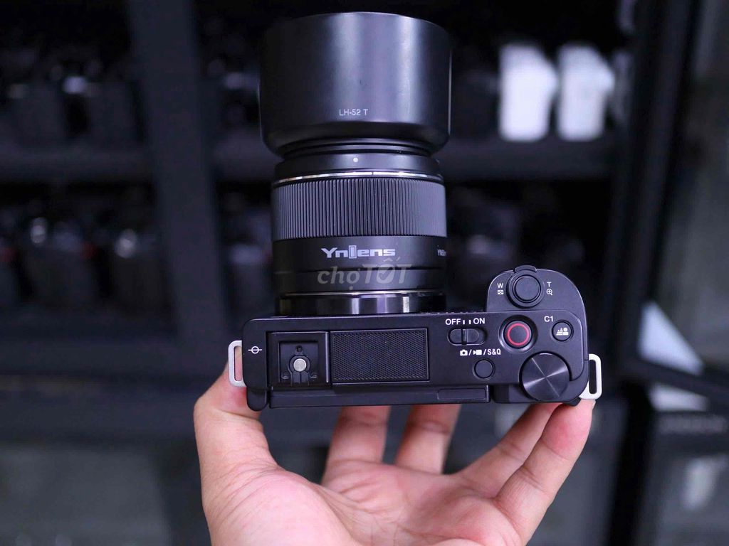 Sony ZV-E10 +Yongnuo 50f1.8 for sony. Mua bán Máy ảnh, Máy quay tại Thành phố Thủ Dầu Một Bình Dương được đăng bởi Chinh Lee hình 1