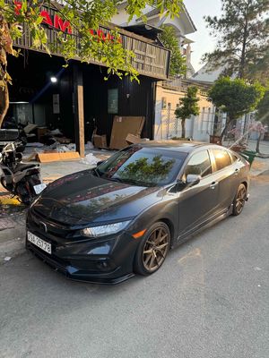 Honda Civic 2019 1.8G Xám