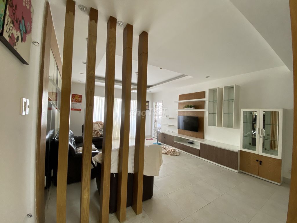 HÙNG VƯƠNG PLAZA – 130M2 (3PN 2WC) TẦNG CAO – ĐỦ TIỆN ÍCH – GIÁ 18 TR