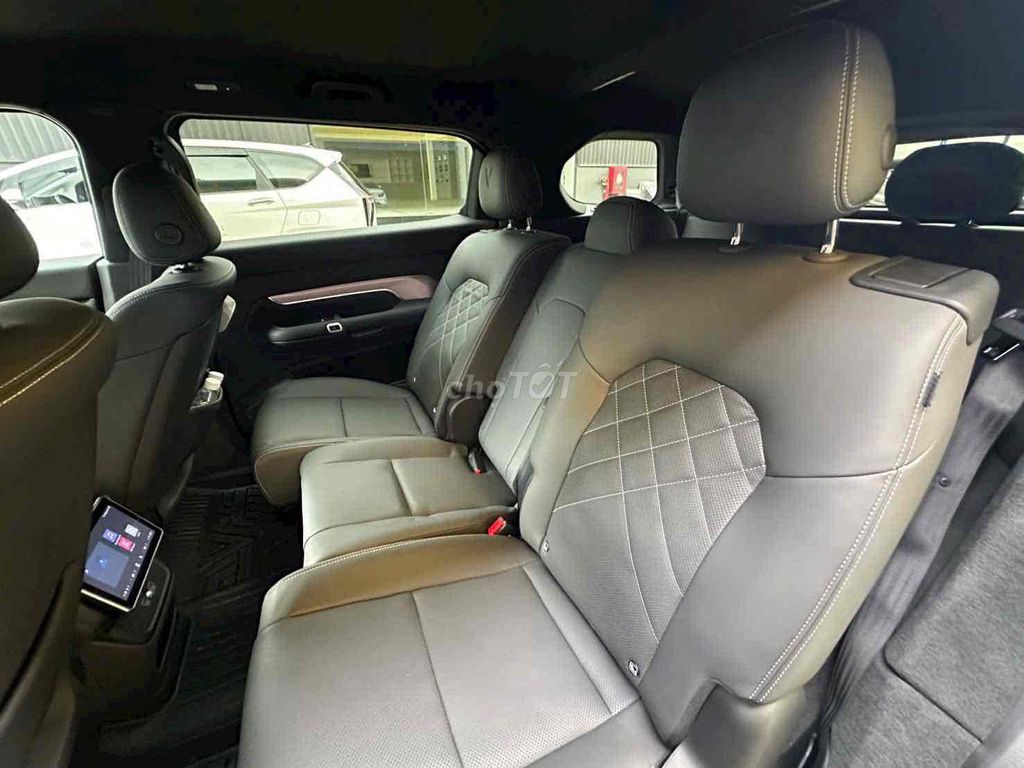 VinFast VF9 2024 Plus - 3400 km. Mua bán Ô tô tại Quận Tân Phú Tp Hồ Chí Minh được đăng bởi Nguyễn Tân Xe Lướt  hình 7