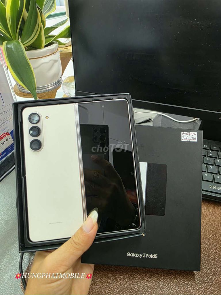 Z FOLD5-5G BẢN SSVN 2 SIM VẬT LÝ FULBOX ZIN ĐẸP 99. Mua bán Điện thoại tại undefined undefined được đăng bởi HƯNG PHÁT Mobile hình 1