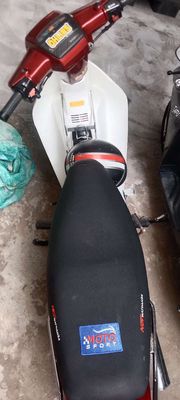 Honda Dream Đỏ trắng. Mua bán Xe máy tại Thành phố Thuận An Bình Dương được đăng bởi Lâm Kiệt