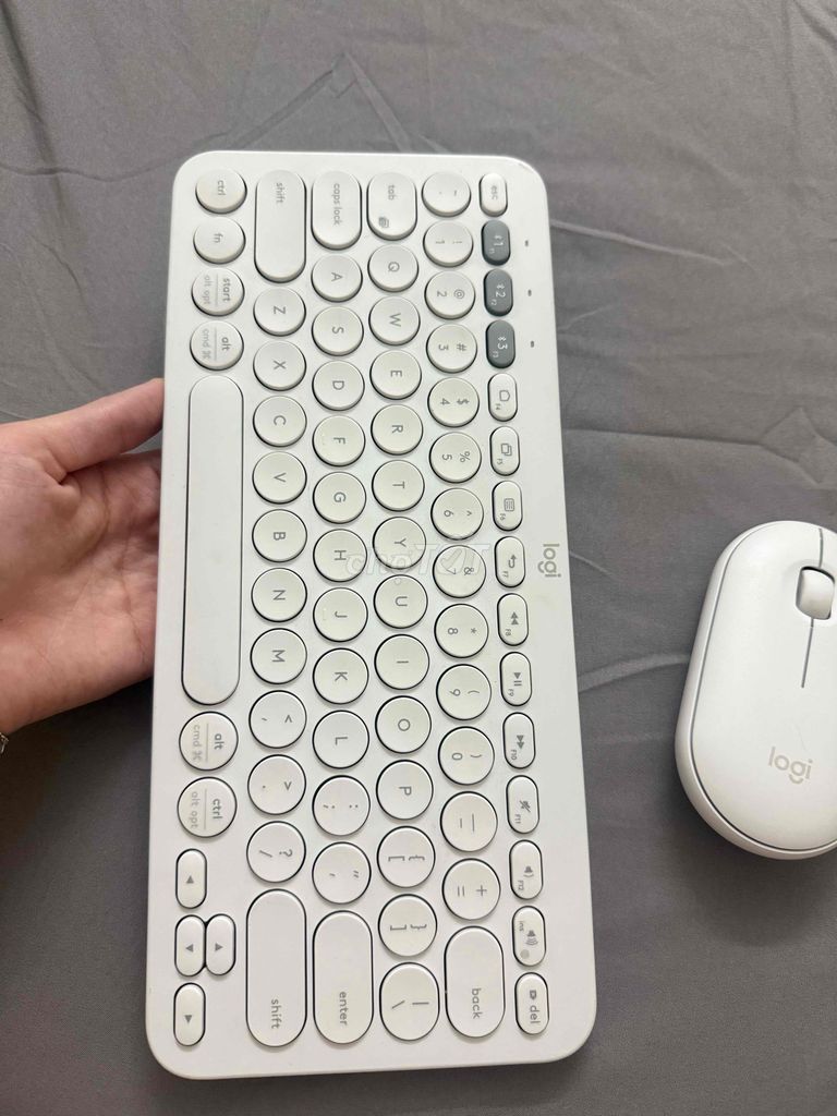 combo bàn phím+ chuột Logi