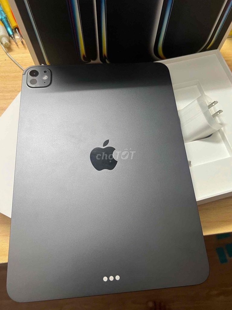 iPad Pro 11” M5 256GB black sạc22 lần bh3/2027 ful. Mua bán Máy tính bảng tại Quận 3 Tp Hồ Chí Minh được đăng bởi Phúc Nguyễn hình 1