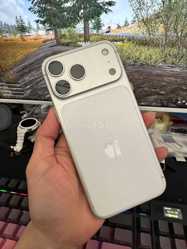Apple iPhone 17 Pro Max 256GB Bạc. Mua bán Điện thoại tại Thành phố Nha Trang Khánh Hòa được đăng bởi Khai Trần hình 1