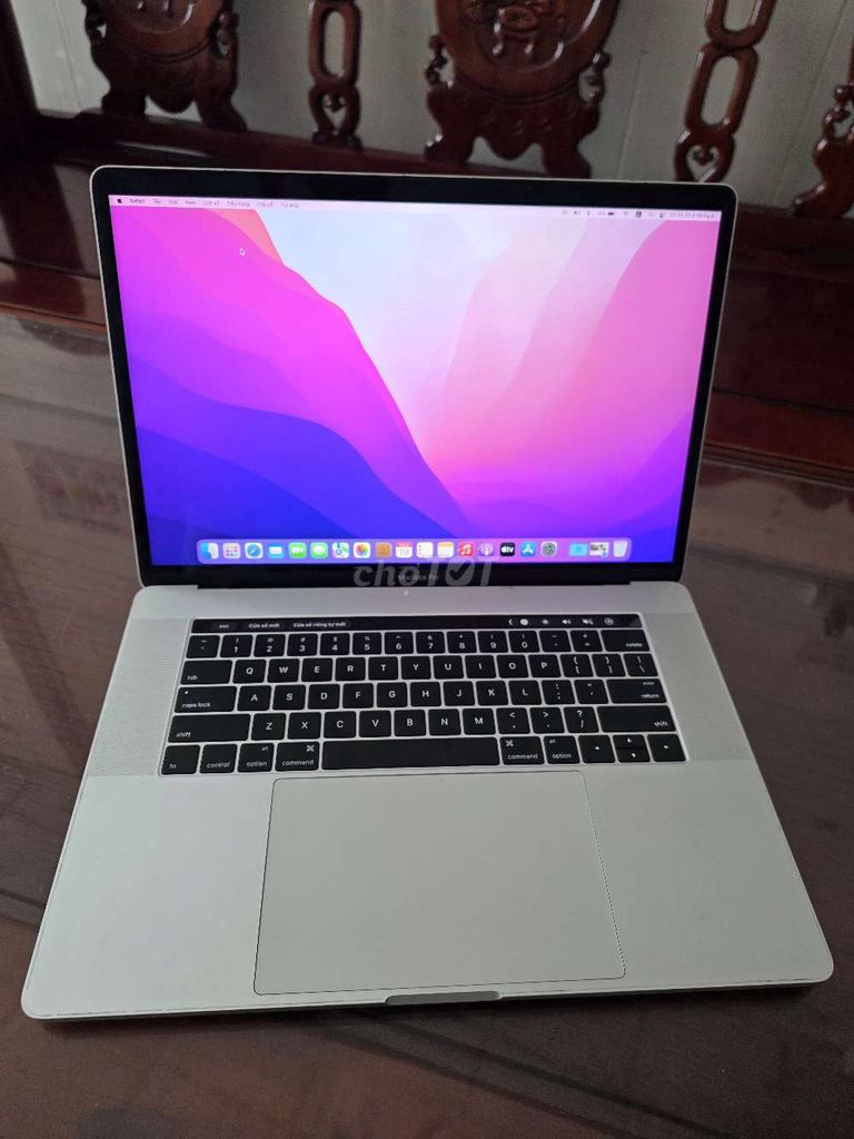Macbook Pro 15" 2016 i7/16G/500G/2.8K lỗi màn hình. Mua bán Laptop tại Quận 12 Tp Hồ Chí Minh được đăng bởi Cầm Đồ Thanh Lý hình 1