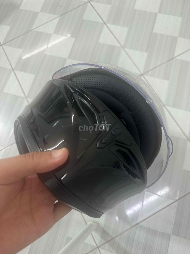 Nón fullface Royal M138B còn mới 98%. Mua bán Phụ tùng xe tại Huyện Gò Dầu Tây Ninh được đăng bởi Nghiêm Đình Thắng hình 3