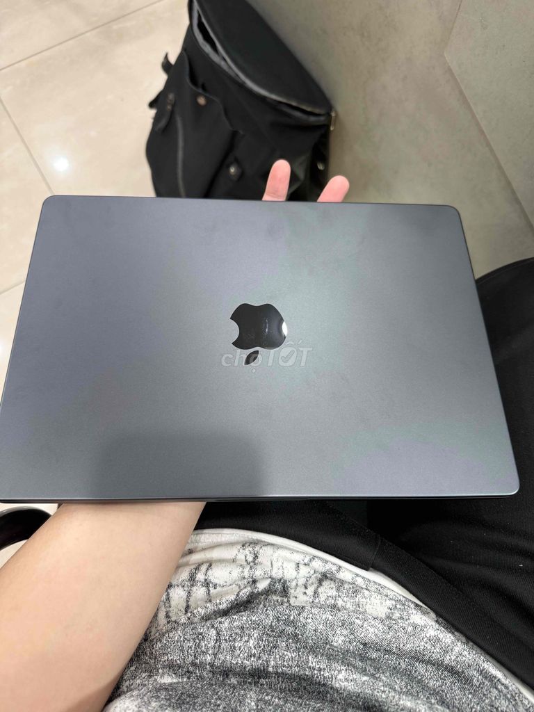 Macbook Pro M4 Pro (12CPU 16 GPU) 24GB/1TB. Mua bán Laptop tại Quận Bắc Từ Liêm Hà Nội được đăng bởi Tô Thanh Hải hình 1