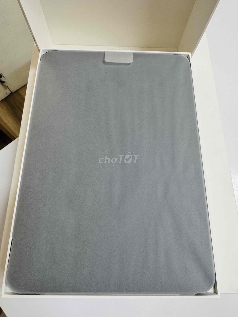 iPad Pro M4 256 5G New Open box