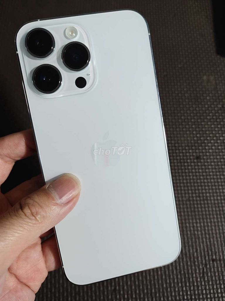 iPhone 14 Pro Max Trắng VN/A zin cần bán hay GL. Mua bán Điện thoại tại Thành phố Đà Lạt Lâm Đồng được đăng bởi phong hình 1