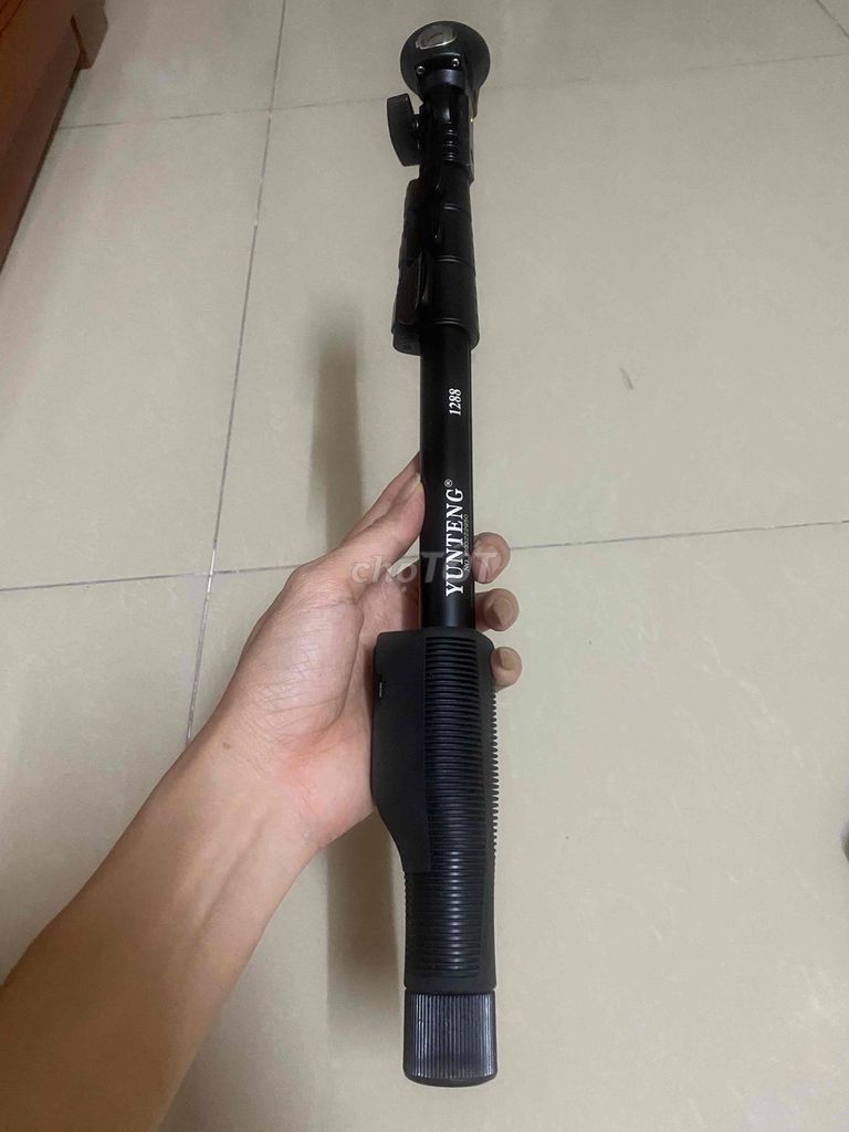 Gậy tự sướng đa năng Yunteng YT-1288. Mua bán Máy ảnh, Máy quay tại Quận Tân Phú Tp Hồ Chí Minh được đăng bởi Lan hình 1