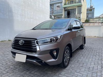 Bán xe Toyota Innova 2021 2.0G AT màu xám