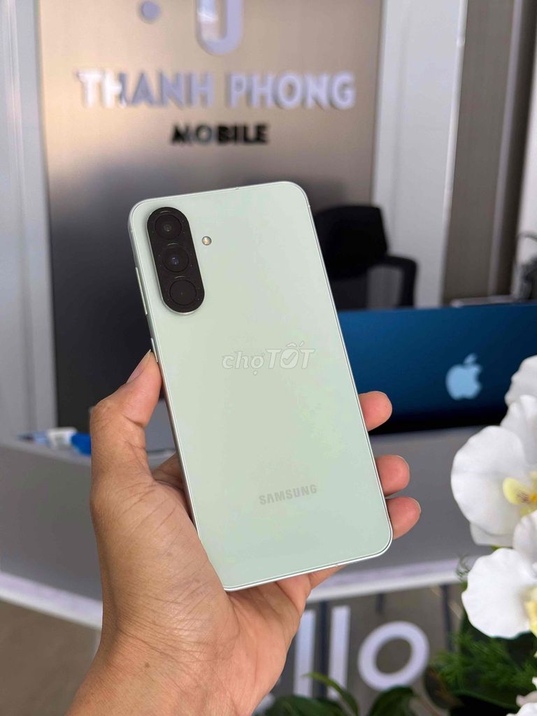 Samsung A56 5G 256GB Xanh nhạt. Mua bán Điện thoại tại Thành phố Cà Mau Cà Mau được đăng bởi Thanh phong  hình 1
