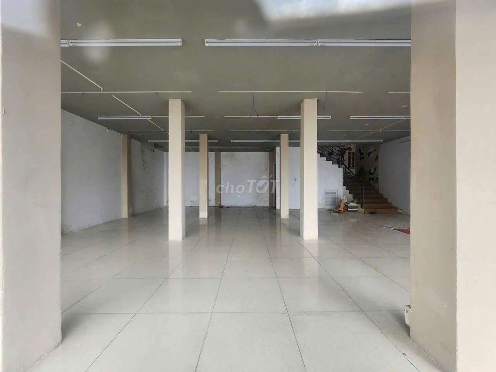 Cho thuê mặt bằng kinh doanh ngang 10 Thủ Dầu Một. Cho thuê văn phòng, mặt bằng kinh doanh tại Thành phố Thủ Dầu Một Bình Dương được đăng bởi Phùng Huy Lâm hình 2