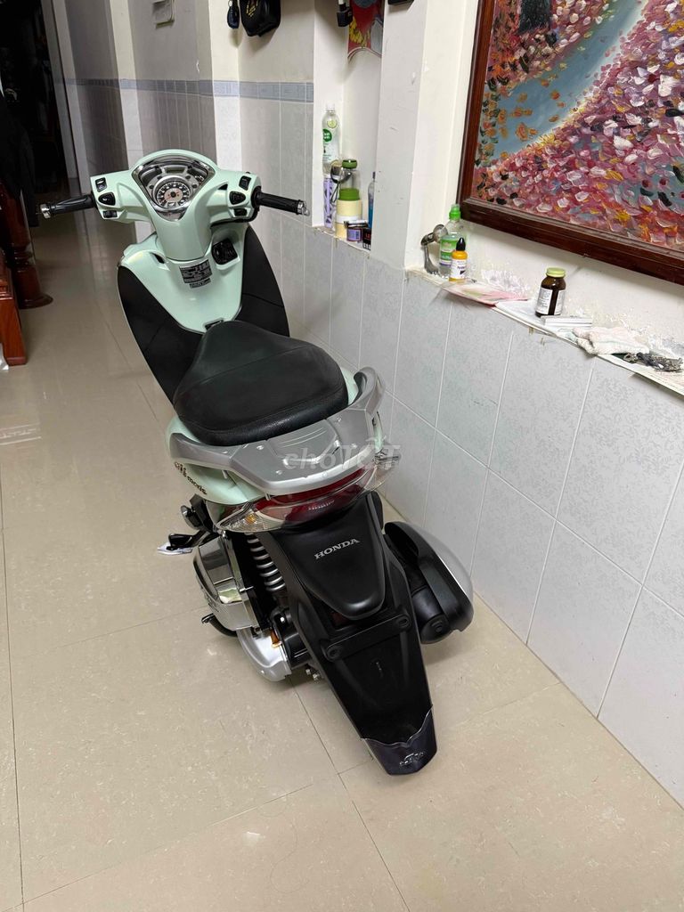 Honda SH Mode 2018, бирюзовый
